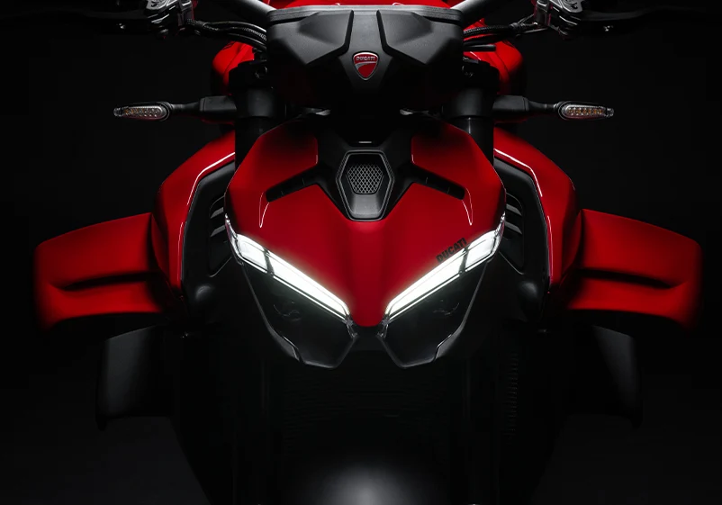 2026 Ducati Streetfighter V4 S - Red - Image 10