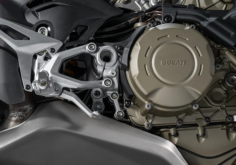 2026 Ducati Streetfighter V4 S - Red - Image 13