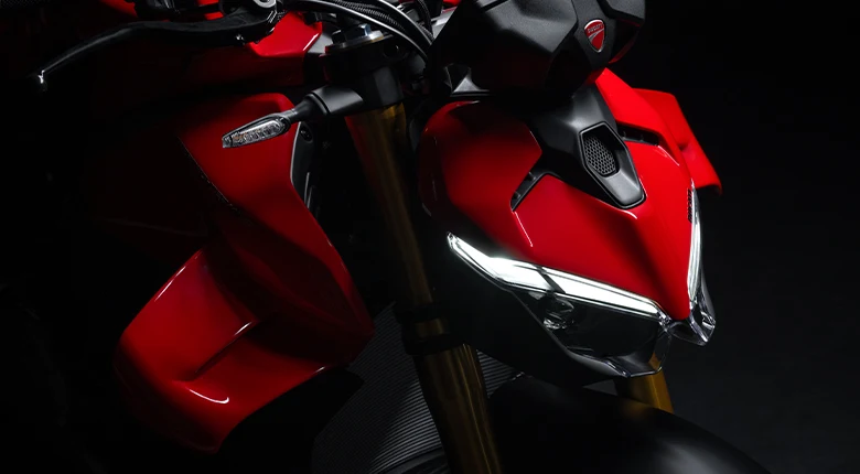 2026 Ducati Streetfighter V4 S - Red - Image 20