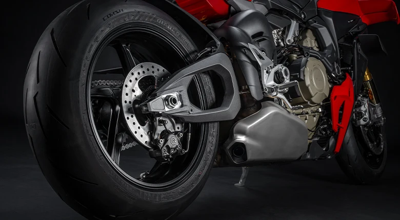 2026 Ducati Streetfighter V4 S - Red - Image 22