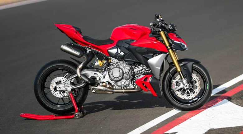 2026 Ducati Streetfighter V2 S - Red - Image 15