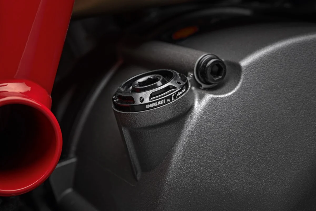 97380871AB - BILLET OIL FILLER CAP PLUG - RED - Image 2