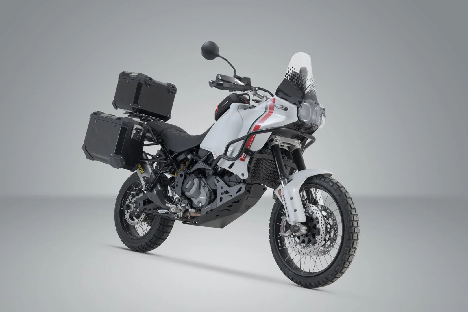 ADV.22.995.75100/B - SW-MOTECH - Adventure Set Luggage US Model - Ducati DesertX (22-) - BLACK - Image 2
