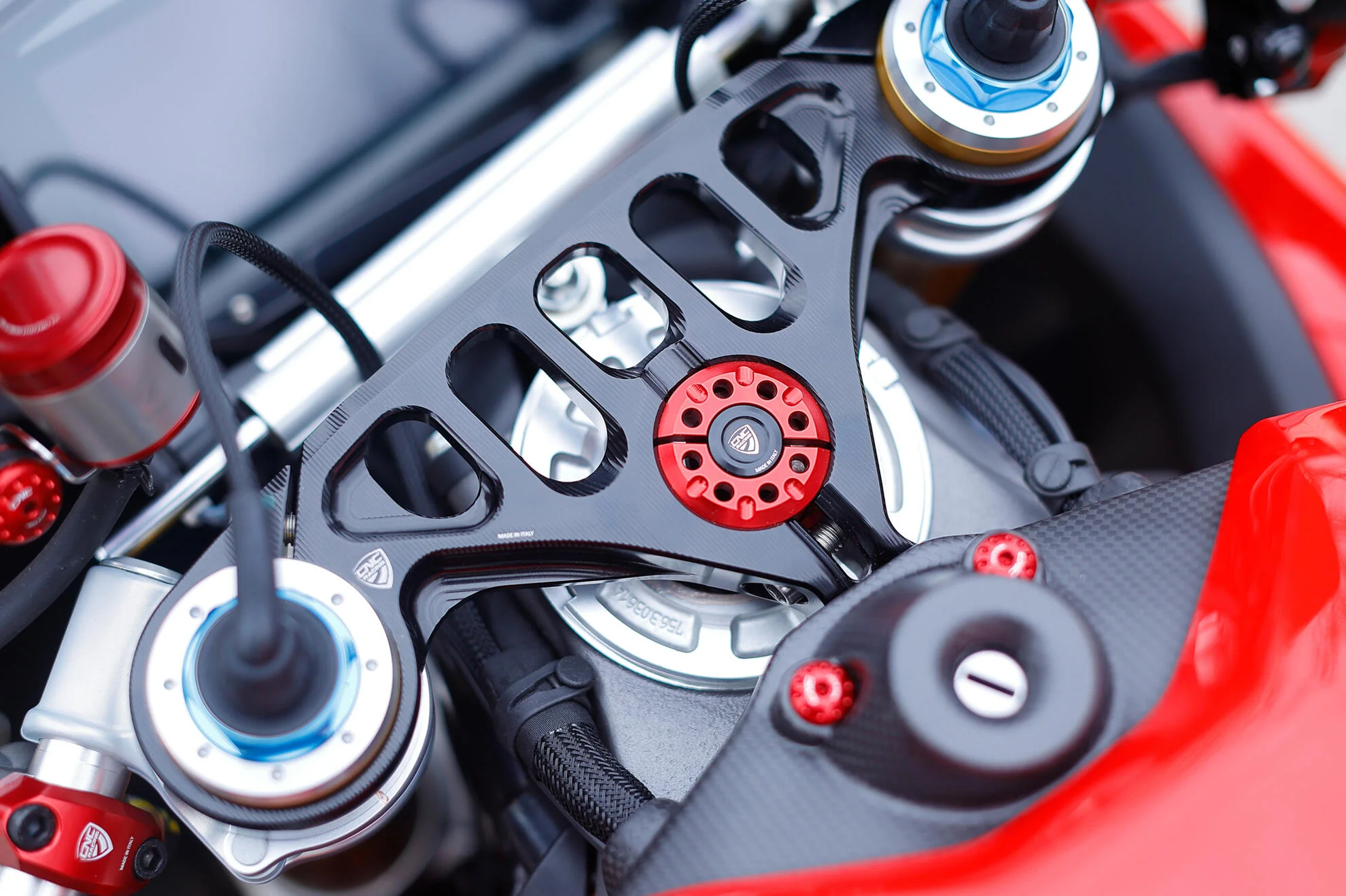 GH458 - CNC Racing Bi-Color Steering Head Nut the Ducati Panigale V4 (2025+) - Image 7