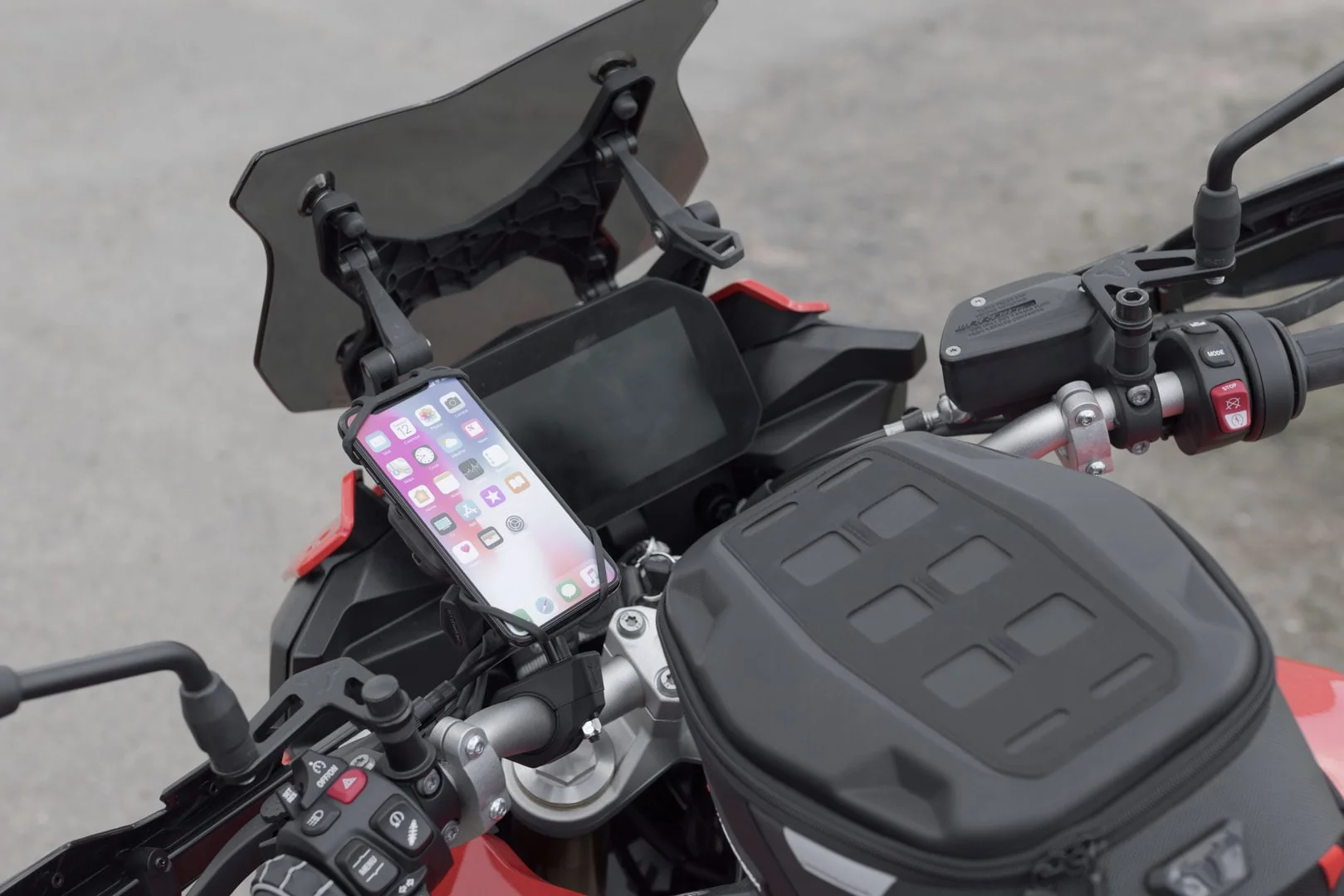 GPS.00.308.35300 - SW-MOTECH - Universal GPS mount kit with T-Lock Smartphone - Incl 2" socket arm, for handlebar/mirror thread - Image 5