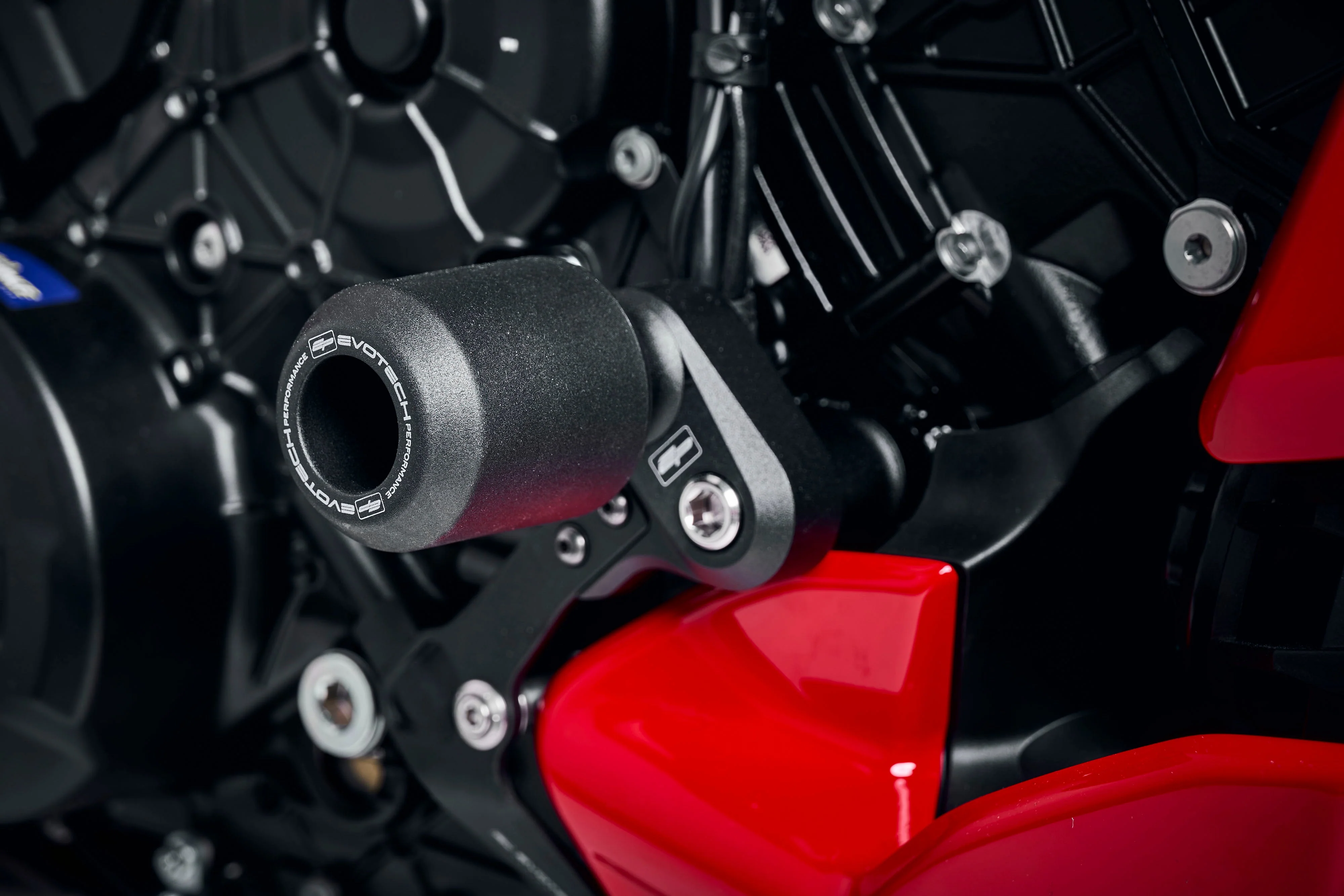 PRN016392 - Evotech Crash Protection - Image 2