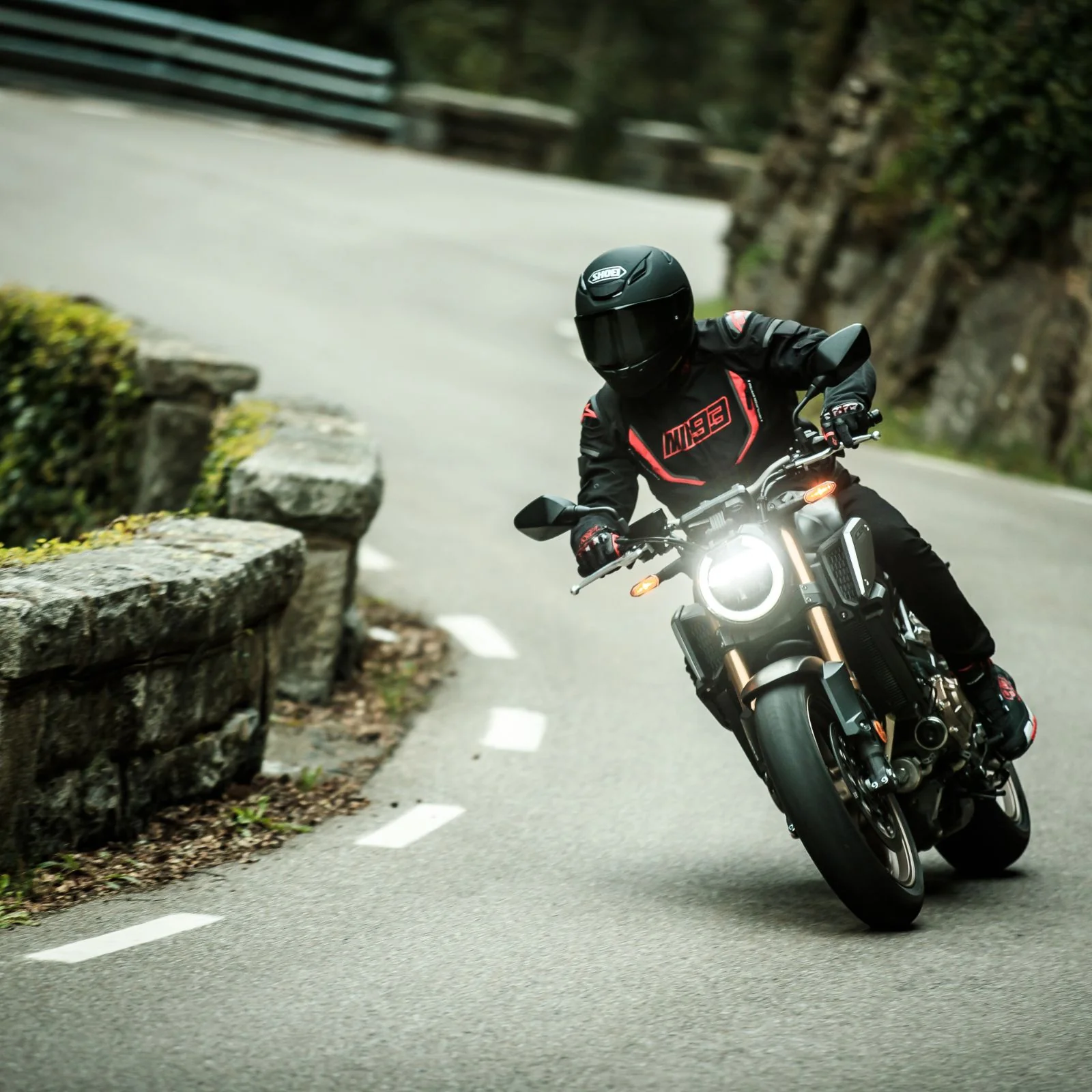 SHOEI - RF-1400 - BLACK - Image 2