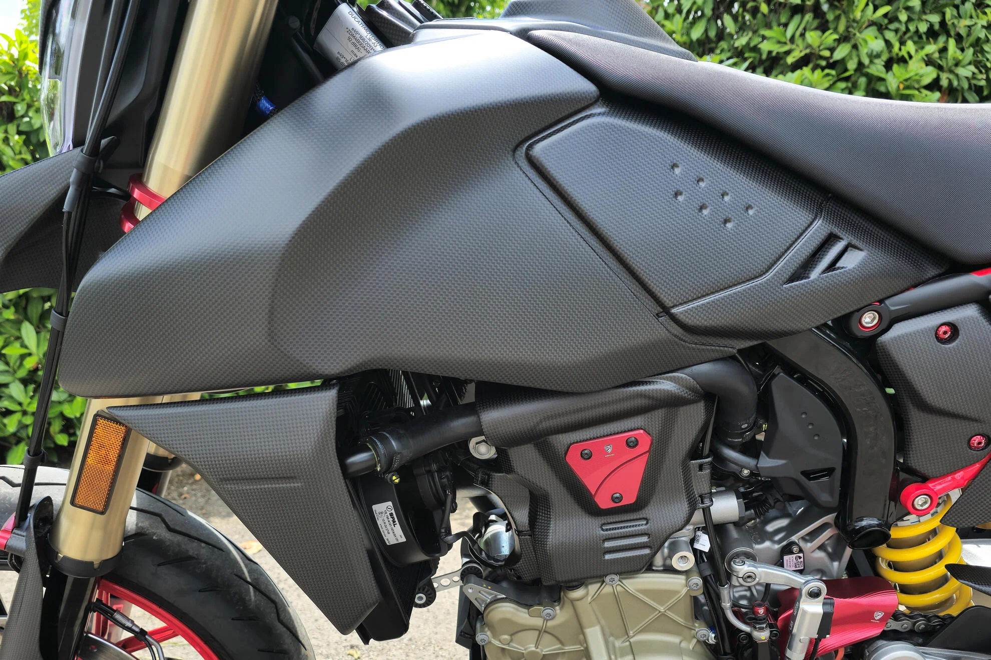 ZA271Y - CNC Racing Carbon Fiber Radiator Side Covers (pair) for the Ducati Hypermotard 698 Mono - Image 2