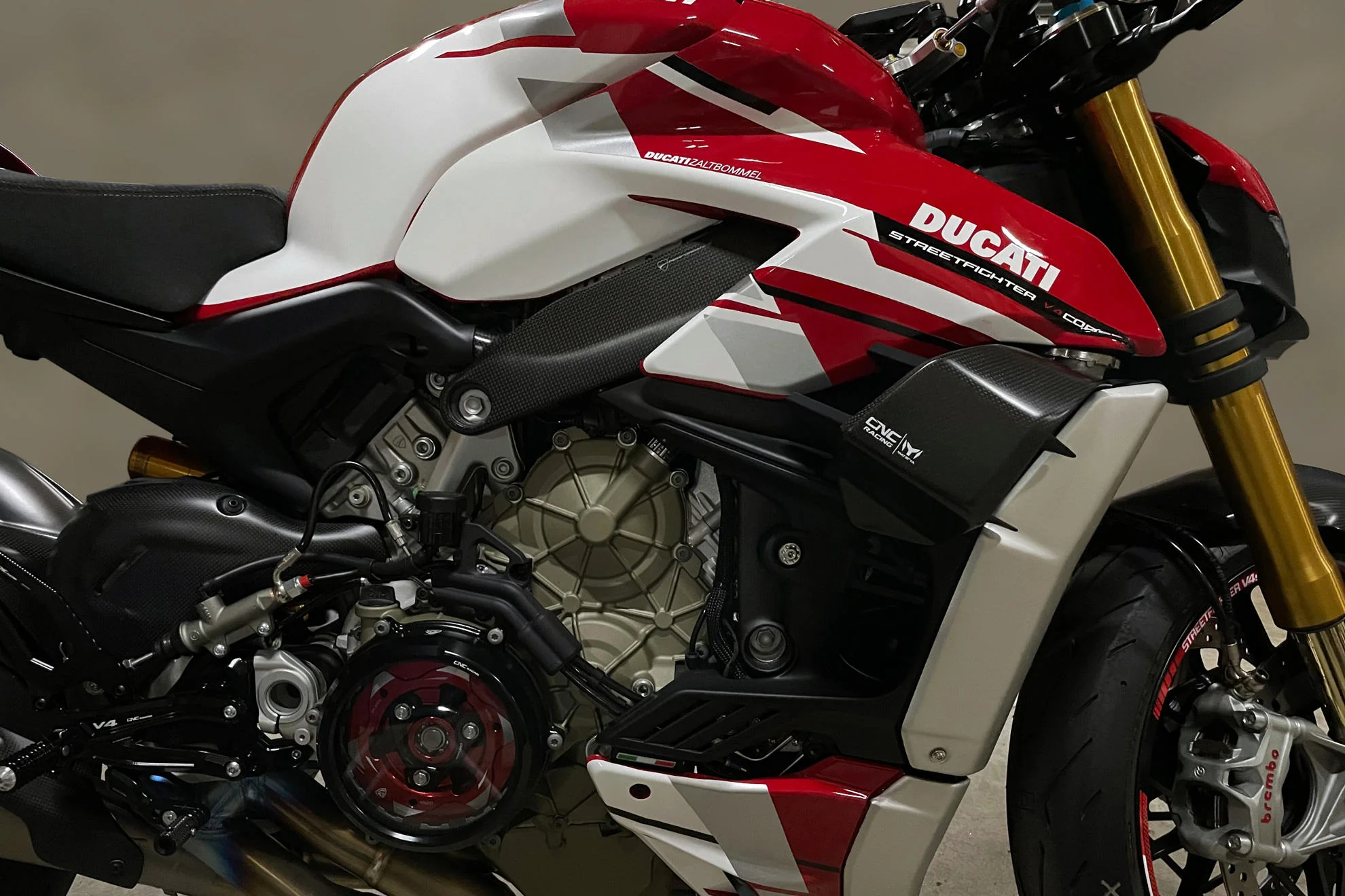 ZW005Y - CNC Racing Carbon Fiber GP Winglets for Ducati Streetfighter V4 / S - Image 3